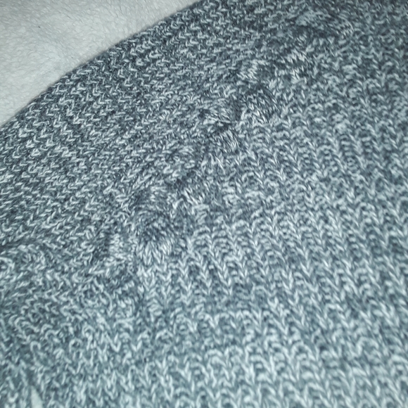 Sweater - Picture 3 of 3